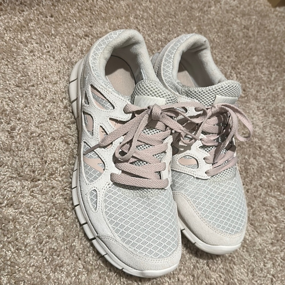 Nike Women's Free Run 2